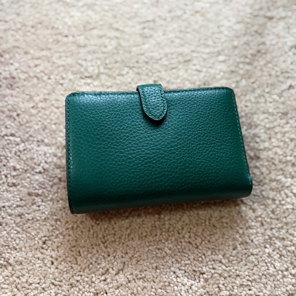 Kate Spade Madison Forest Green Leather Billfold - Picture 5 of 5